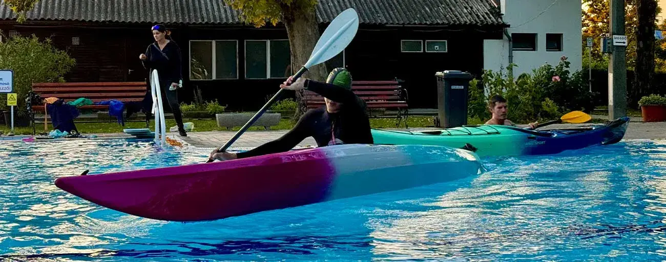 Tengeri kajakos medencés felkészítő - Haladó